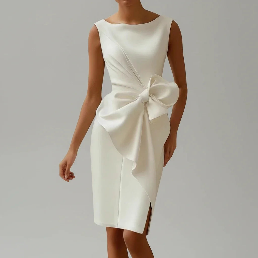 Fitted women's party midi dress, an elegant sleeveless formal dress with a charming bow, ideal for evening events.