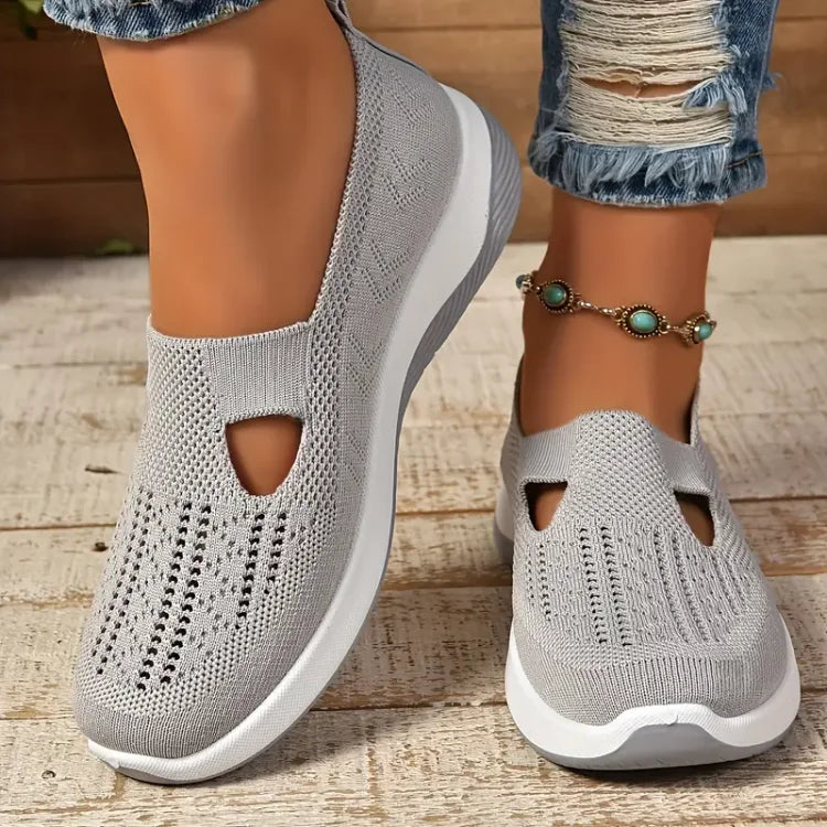 "Eleganti scarpe ortopediche donna con design raffinato, suola ammortizzata e chiusura regolabile per comfort tutto il giorno