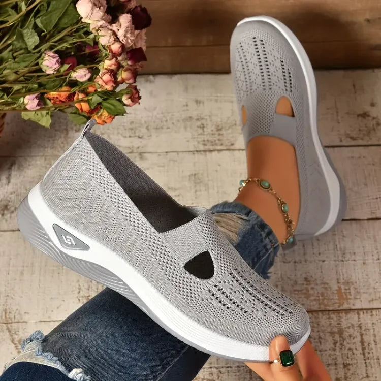 "Eleganti scarpe ortopediche donna con design raffinato, suola ammortizzata e chiusura regolabile per comfort tutto il giorno