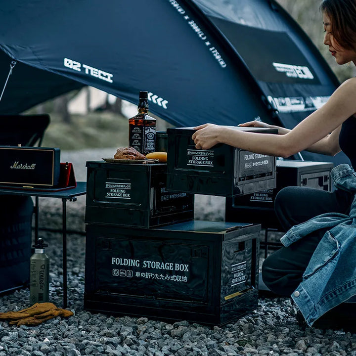 Camping organizer: folding crate with sturdy wooden lid, space-saving