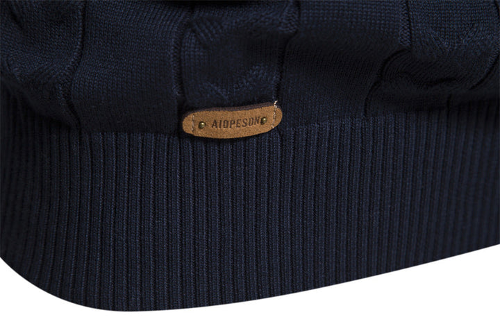 Men's classic half-zip pullover, showcasing the quality knit and Nordic design for winter.