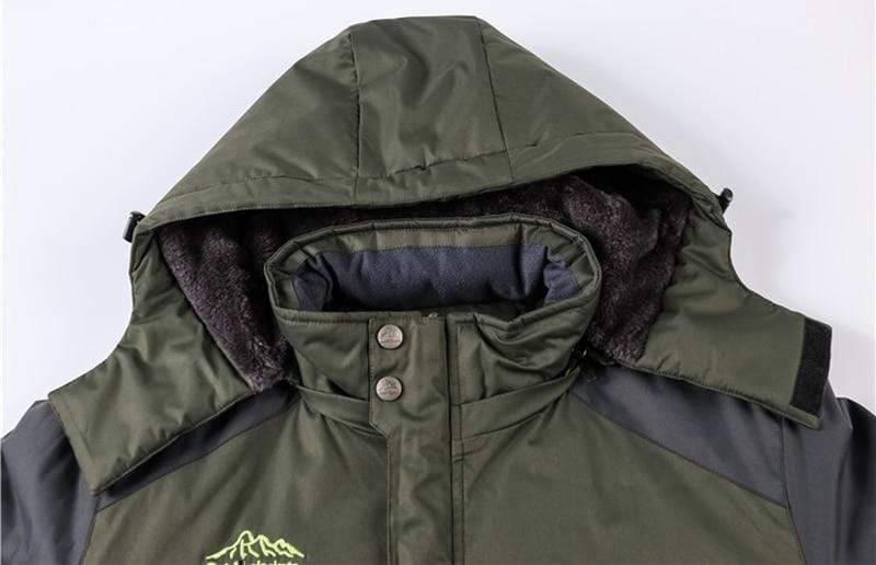 Side profile of men's insulated waterproof parka jacket, ideal for snow and outdoor hiking