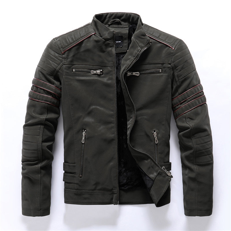 Giacca da uomo elegante, tessuto resistente, silhouette sartoriale, colore scuro, ideale per outfit casual e formali.