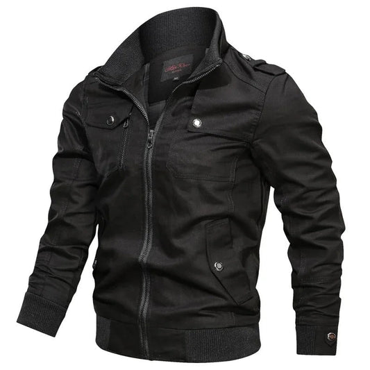 "Giacca estiva da moto uomo leggera, design grintoso, colore rosso, traspirante, perfetta per guida estiva su due ruote."