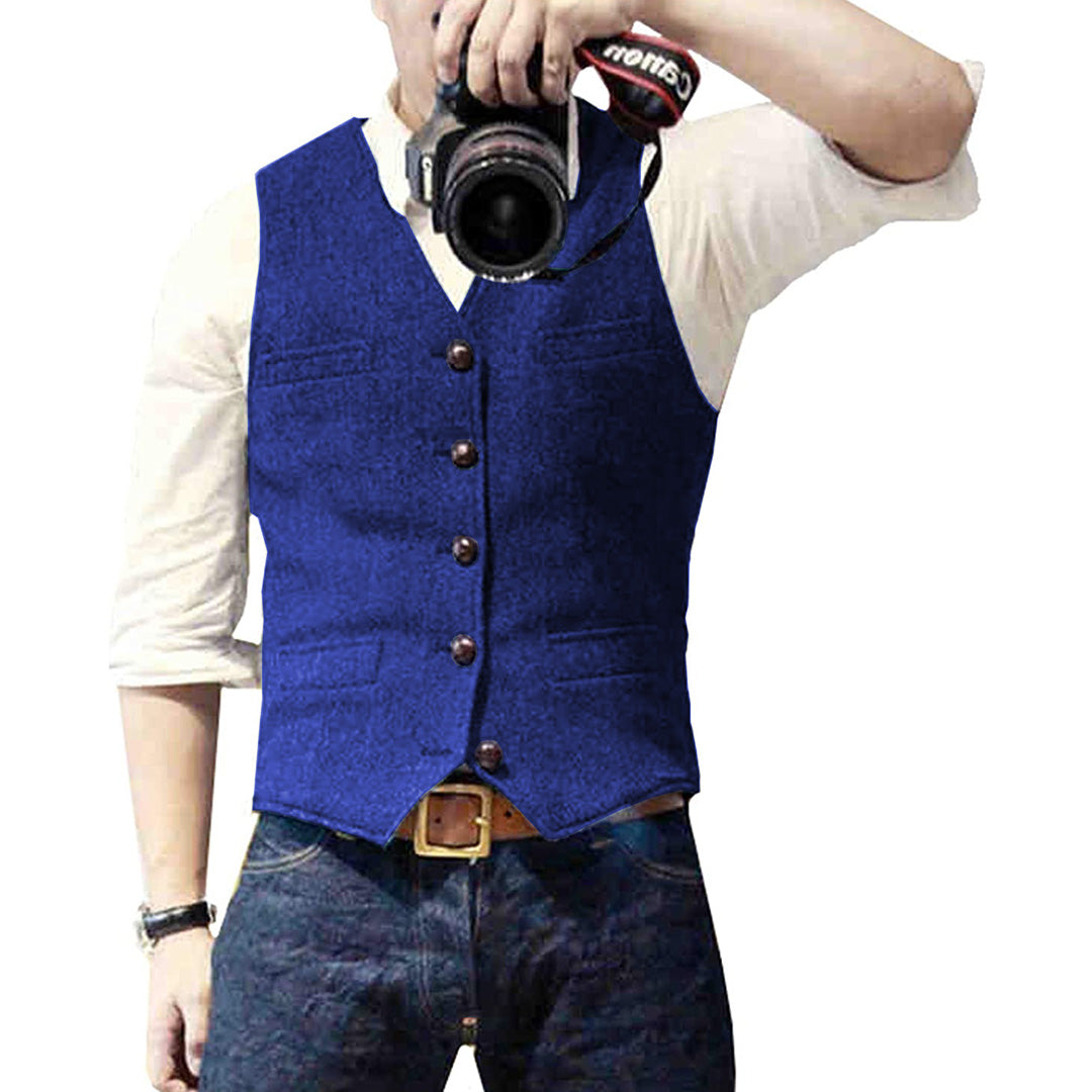 "Gilet elegante uomo con vestibilità sartoriale, disponibile in vari colori, perfetto per eventi formali e casual."