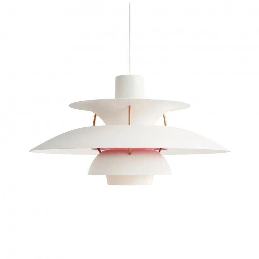 "Lampada a sospensione multicolore elegante con design versatile e finitura in ferro, ideale per illuminazione moderna."