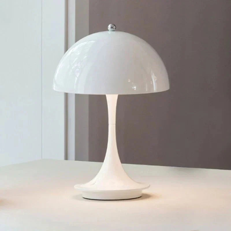 "Lampada da tavolo ricaricabile OPALIS senza fili, design elegante in alluminio, luce LED bianco caldo, versatile e portatile