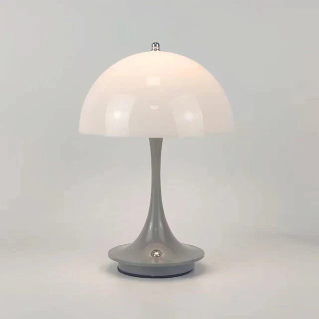 "Lampada da tavolo ricaricabile OPALIS senza fili, design elegante in alluminio, luce LED bianco caldo, versatile e portatile
