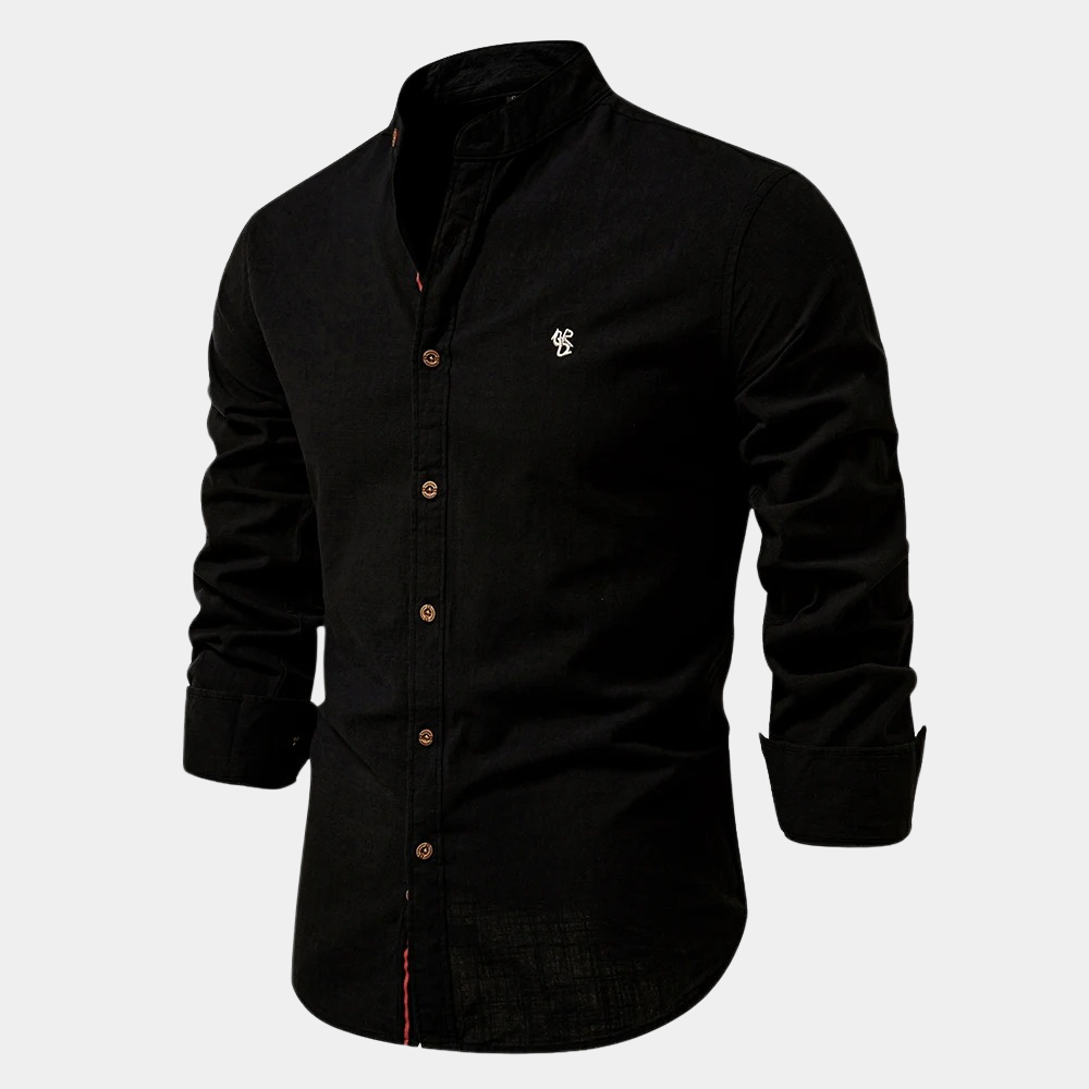 Easy-care men's long-sleeve summer shirt, offering a refined casual look for warm-weather fashion.