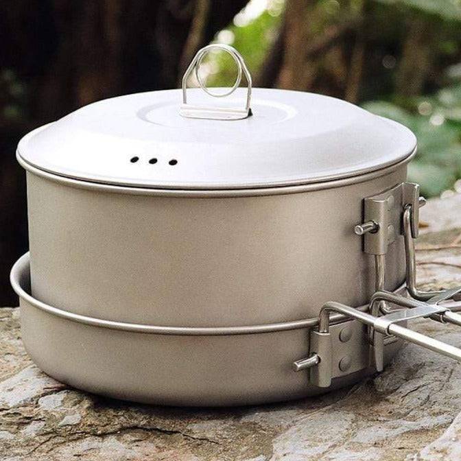 Lightweight titanium camping pot and frying pan set for outdoor cooking