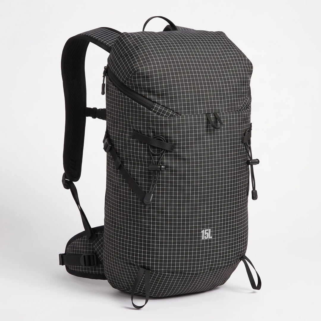 Adventure-ready lightweight hydration pack, a unisex hiking backpack for rugged trails & outdoor gear.