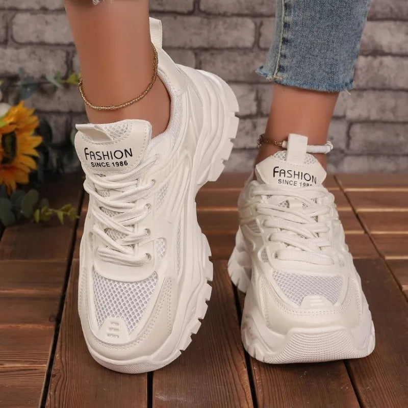 Chunky women's fashion sneakers, lightweight and breathable, combining style and comfort for any outfit.
