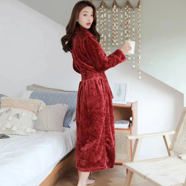 New women's hooded robe, ultimate softness & warmth, perfect cozy loungewear. A comfortable bathrobe for her.