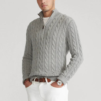 "Maglione di lana uomo blu scuro calda vestibilità pulita, ideale per look eleganti nei mesi freddi."