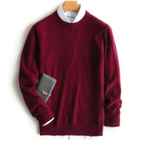 "Maglione uomo cashmere elegante beige, morbido e caldo, perfetto per look sofisticati e casual."