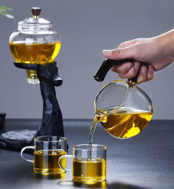 Unique magnetic glass tea set, an ideal gift for tea enthusiasts. Enhances modern loose leaf tea brewing rituals.