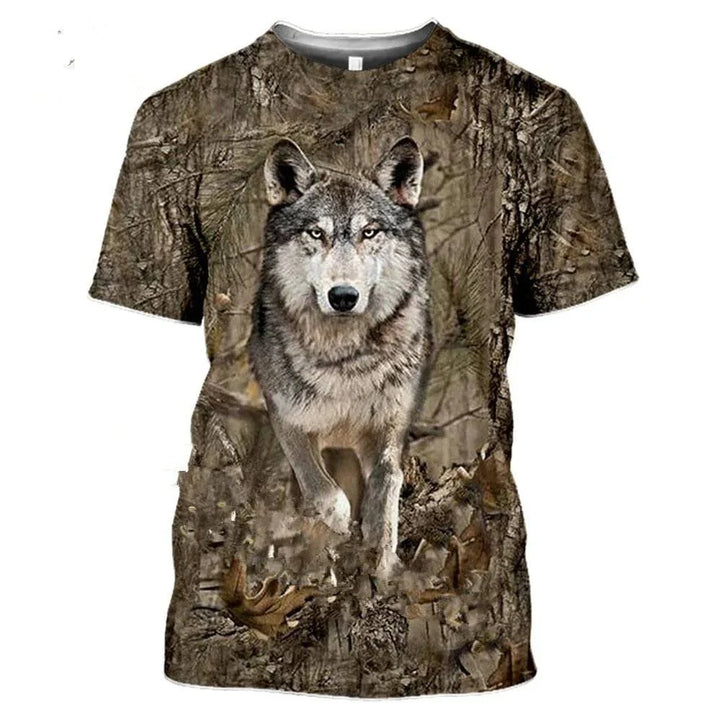 Close-up of men's outdoor camouflage T-shirt, featuring a detailed 3D wildlife graphic.