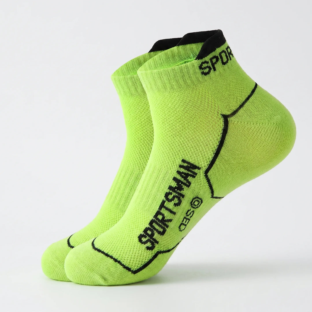 Stay cool with men's breathable low-cut athletic ankle socks, 6 pairs for running & gym workouts.
