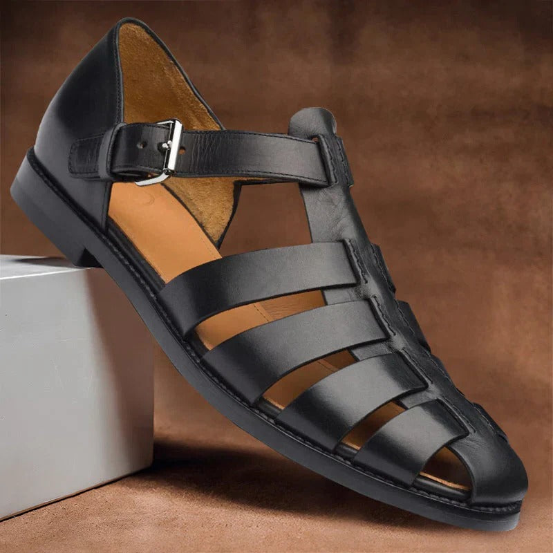 Men's comfort sandals with adjustable buckle straps for a secure fit, great for walking.