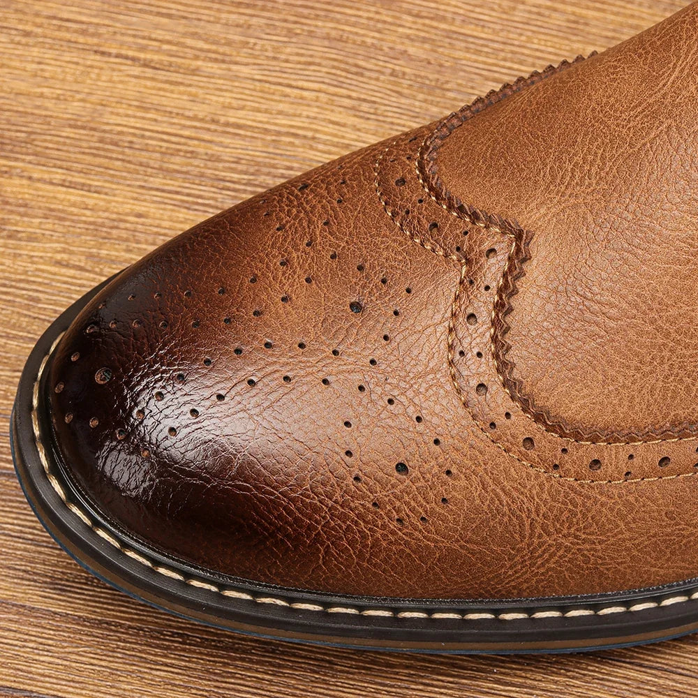Comfortable men's Arthur Chelsea pull-on boots, excellent for everyday wear, versatile style & modern men's fashion.