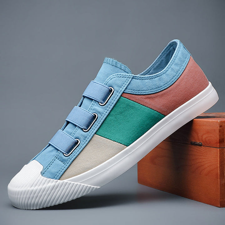Everyday men's shoes, artistic impression style, lightweight and incredibly comfortable.