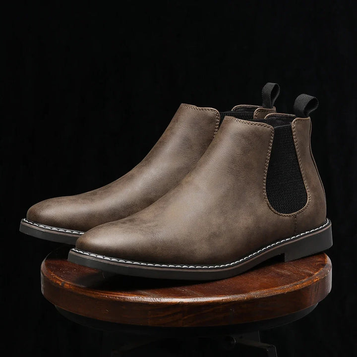 Men's Ashford Chelsea boots in premium leather, offering ultimate style and comfort for any occasion.