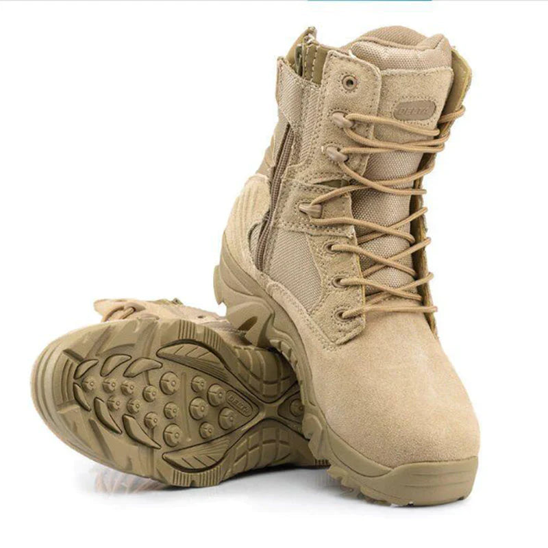 High-quality men's tactical combat boots, built for strength and comfort in any outdoor adventure