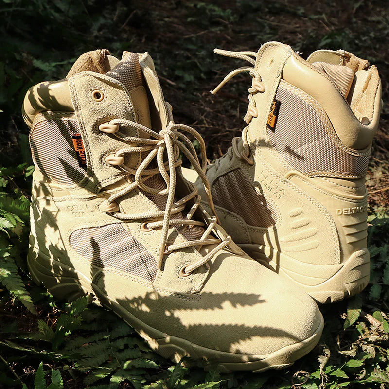 Men's military-style combat boots, featuring durable construction for challenging outdoor conditions