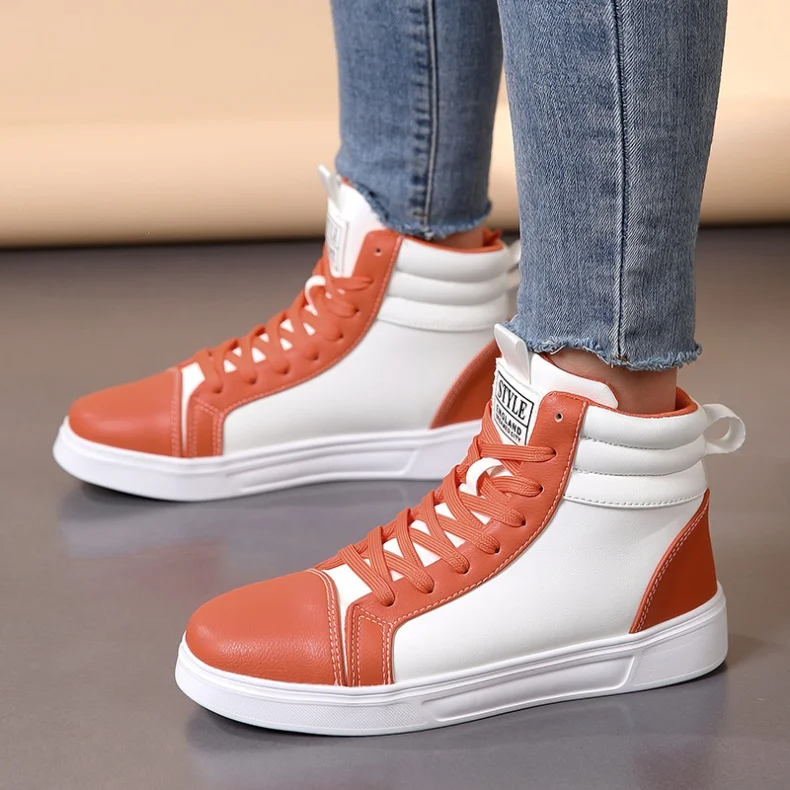 Men's fashionable high-top sneakers with a padded ankle, offering bold, dynamic style.
