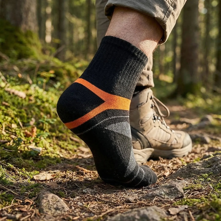 Men's breathable ankle athletic socks, moisture-wicking & cushioned for running & sports.