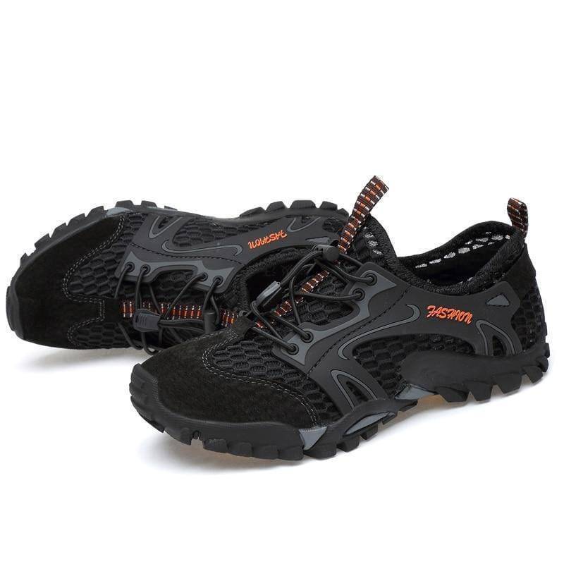 Adventure-ready men's hiking shoes, featuring anti-slip soles for secure climbing & trekking.