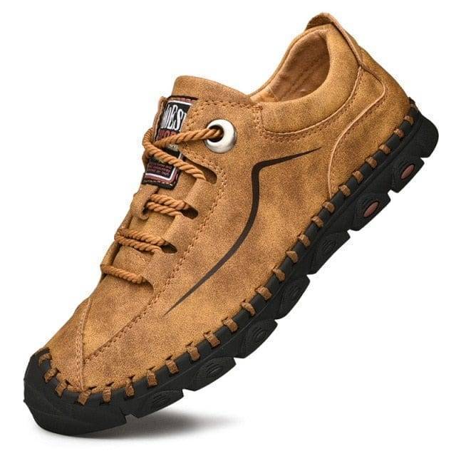 Breathable leather men's hiking shoes, perfect for durable outdoor trekking and tactical adventures