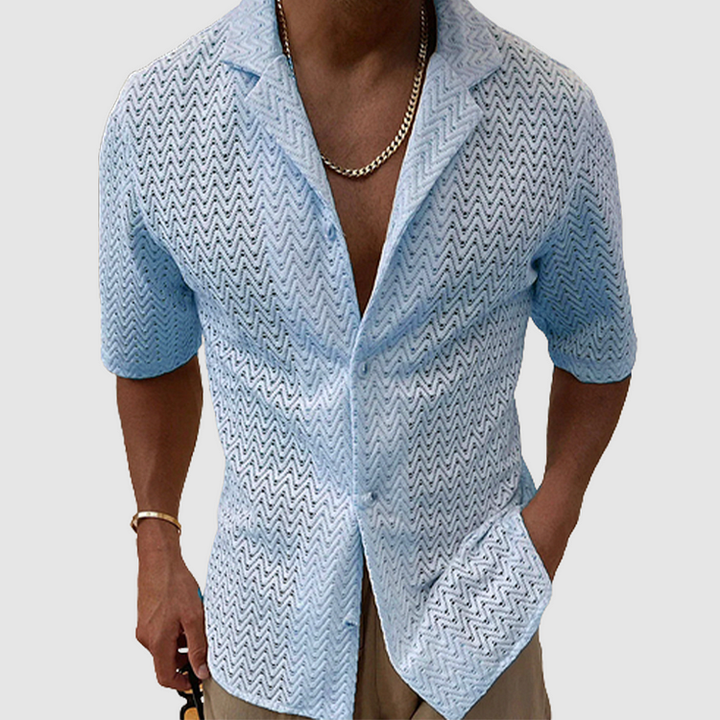 Men's breathable open-weave leisure shirt. Short sleeve casual button-down for summer, relaxed fit.