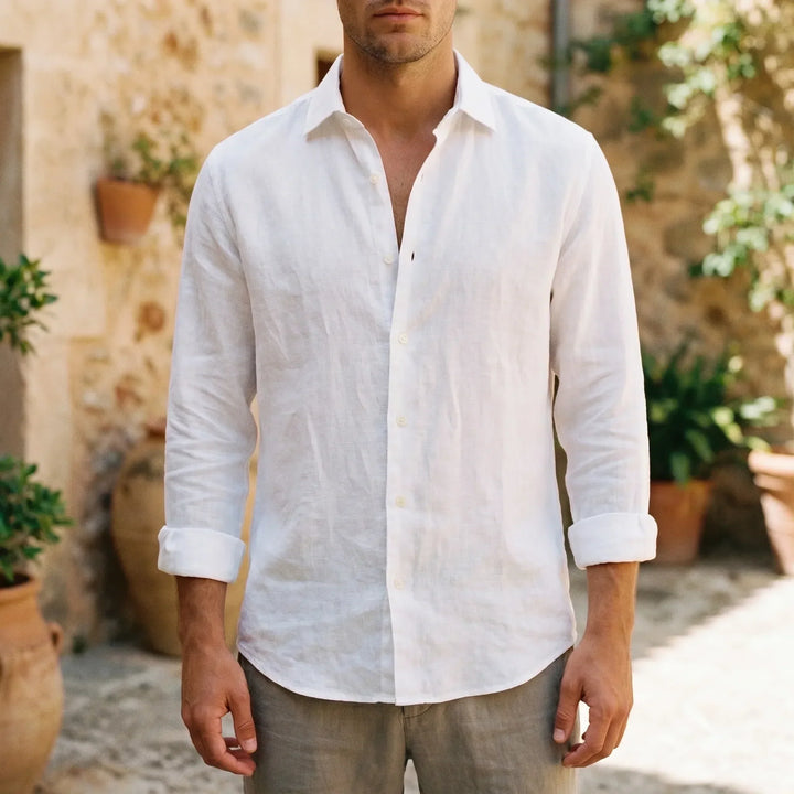 Men's casual long-sleeve button-up shirt for a relaxed style, perfect for summer travel.