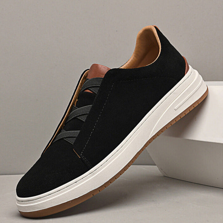 Versatile men's slip-on sneakers, ideal for casual outfits, travel, and daily comfort.