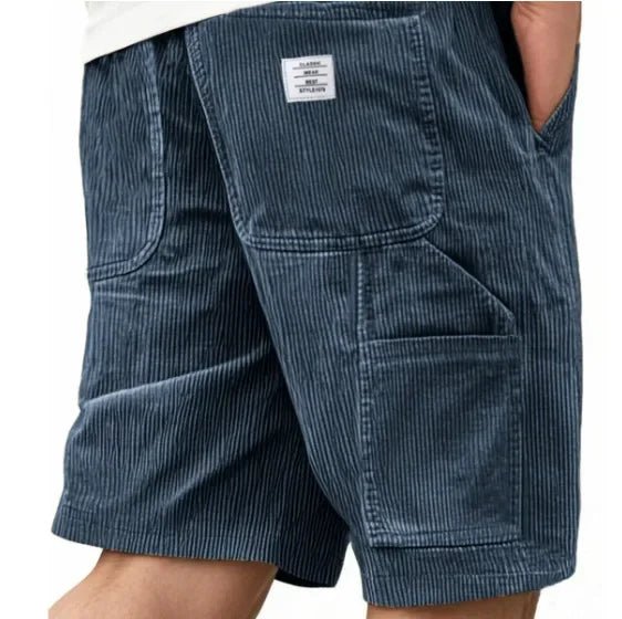 Utility men's textured cargo shorts, versatile for outdoor activities & daily use.