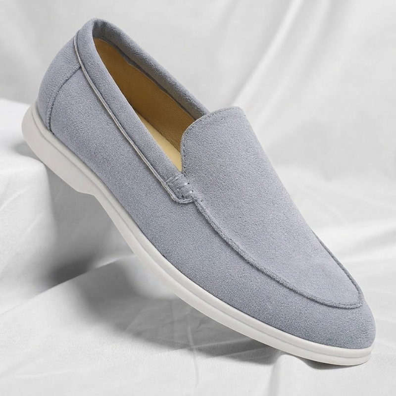Classic men's Chester formal loafers, sophisticated slip-on dress shoes for business attire & special occasions.