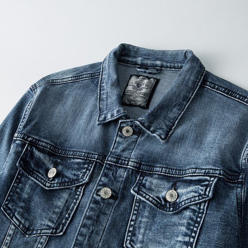 Timeless men's blue denim jacket, essential classic outerwear for everyday apparel and casual fashion.
