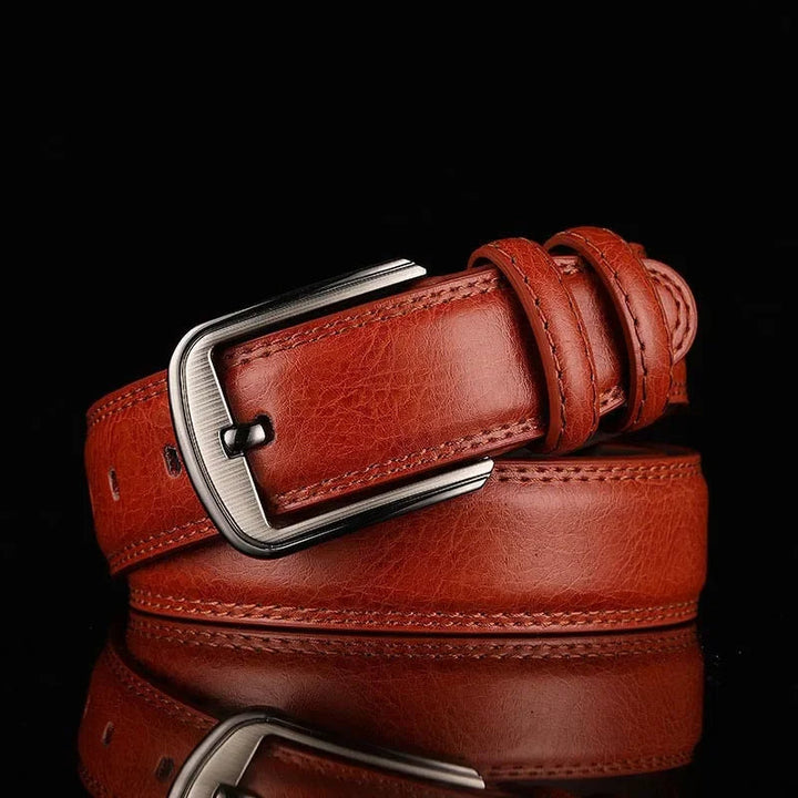 Premium black full-grain leather men's belt. Stylish & durable accessory for formal or casual wear.