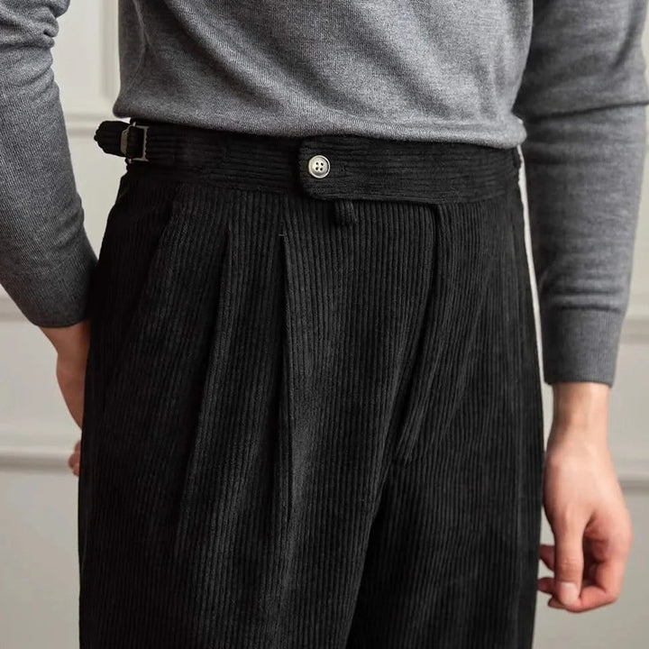 Vintage-inspired men's classic corduroy trousers, comfortable cotton fabric, high-waisted, adjustable.