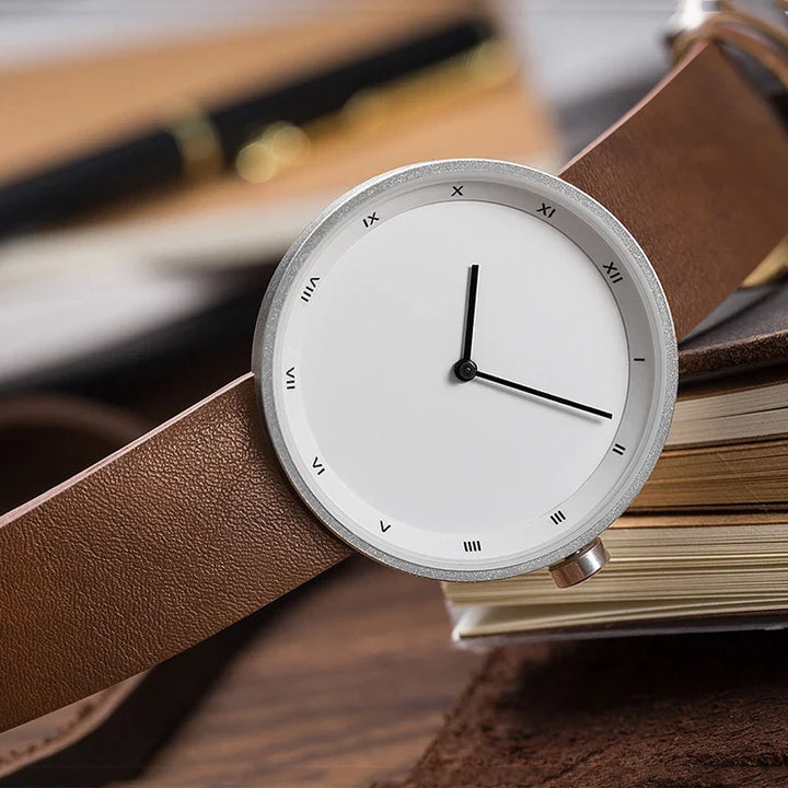 Stylish men's quartz watch, water-resistant with a durable leather band, elegant and classic design.