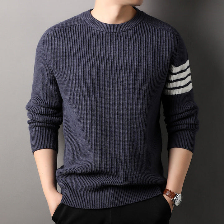 Stylish men's striped pullover, a comfortable long sleeve top for everyday fashion.