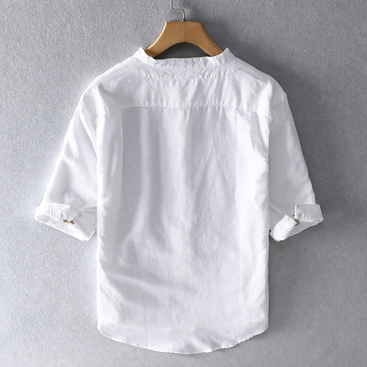 Classic men's long sleeve button-down shirt in a tailored fit, suitable for casual & formal occasions.