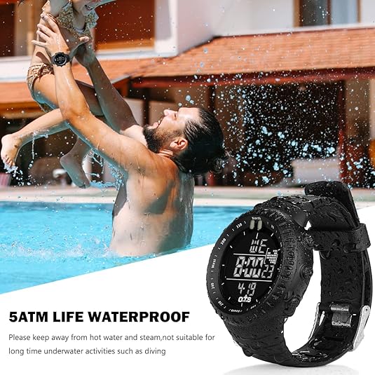 Men's sports digital watch, shock-resistant and waterproof, essential for training and outdoor adventures.