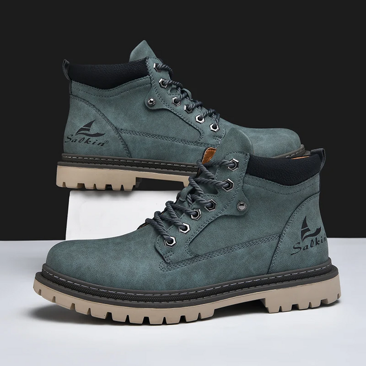 Comfortable all-terrain men's ankle boots, designed for adventure, walking, and urban style.