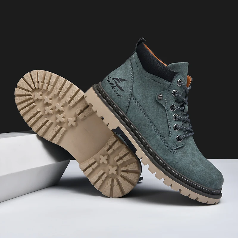 Rugged mens footwear: durable ankle boots with superior grip for outdoor and casual wear.