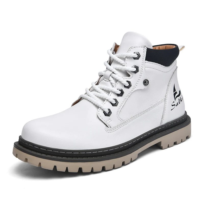 Comfortable men's durable ankle boots with excellent traction for versatile outdoor use.