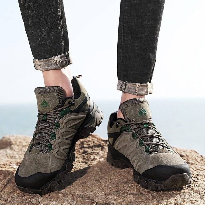 Rugged men's hiking shoes, durable leather construction ideal for challenging outdoor terrain