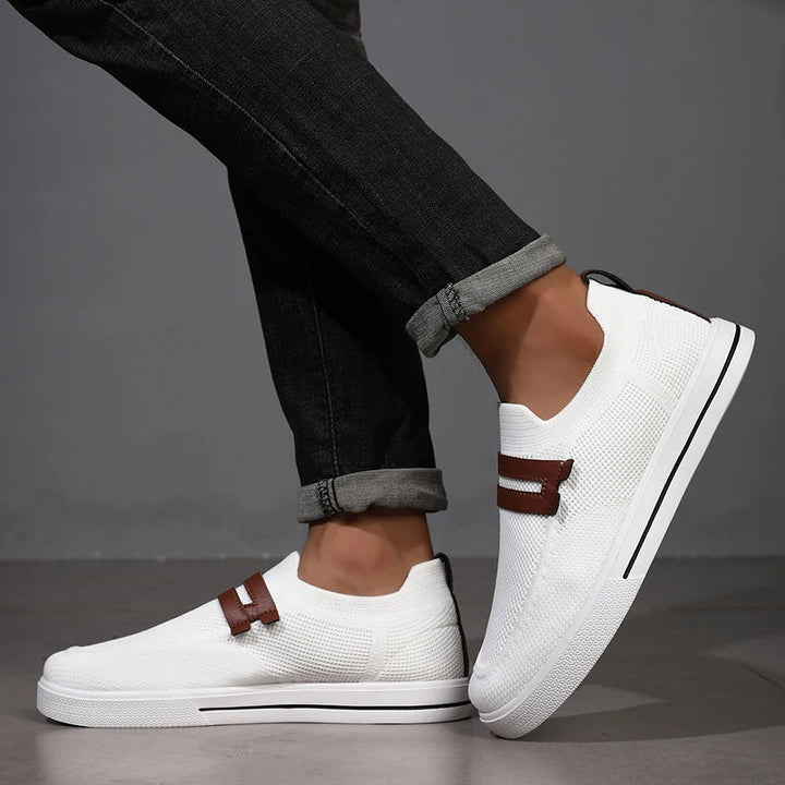 Versatile men's Echelon loafers, breathable slip-on style suitable for casual & smart-casual outfits.