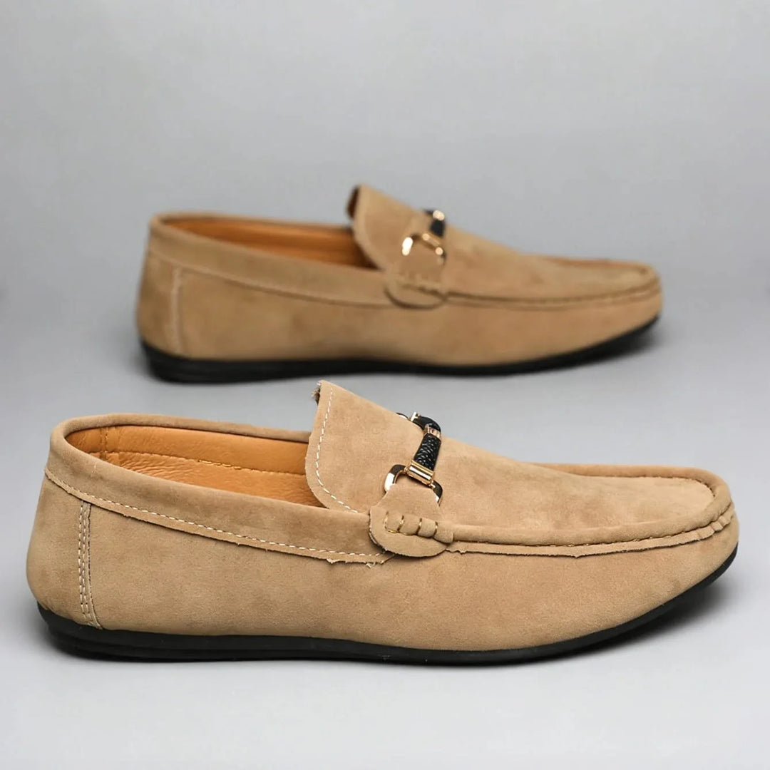 Comfortable men's slip-on loafers, perfect for sophisticated office wear or elegant casual fashion.